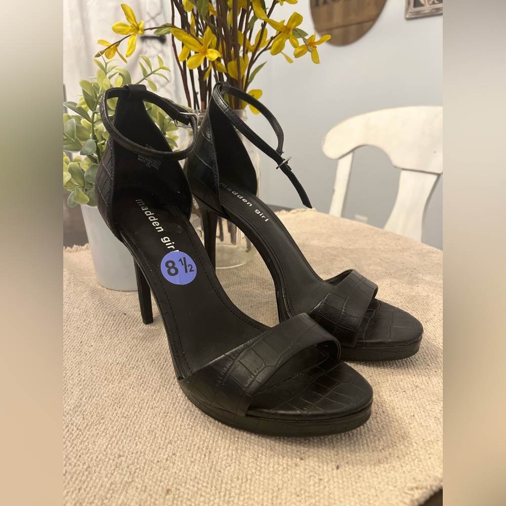 Madden Girl Black Heels size 8.5